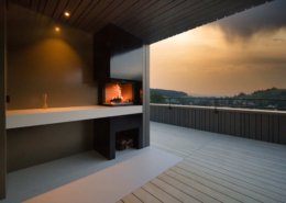 Outdoorküche mit Grillfeuer